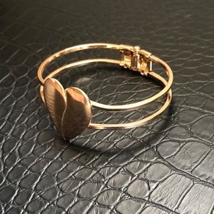 Golden Heart clasp bracelet